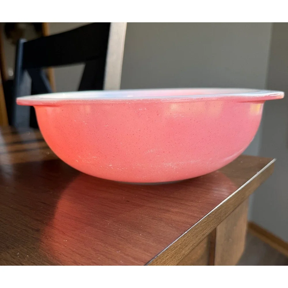 Vintage Pyrex Desert Dawn Pink Speckled Casserole Bowl 024 2qt Round Opal Glass